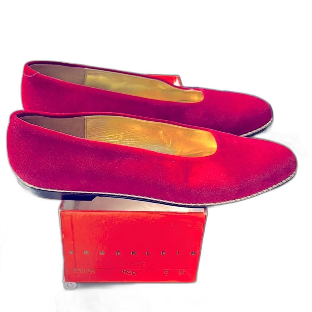 Anne Klein Suede Flats Red Gold Trim Size 9 Genuine Leather Made in Italy